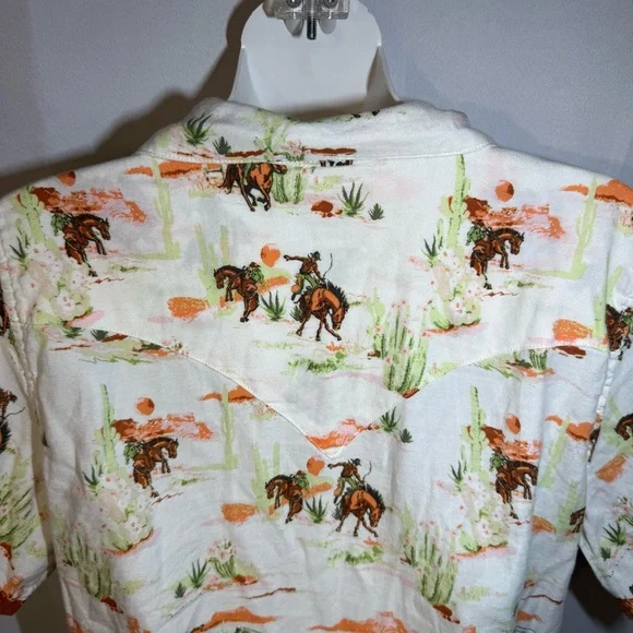 Wrangler Western Desert Cowboy Print Button Up Shirt Size M - Picture 5 of 8